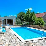 Rural House Mudrinic 